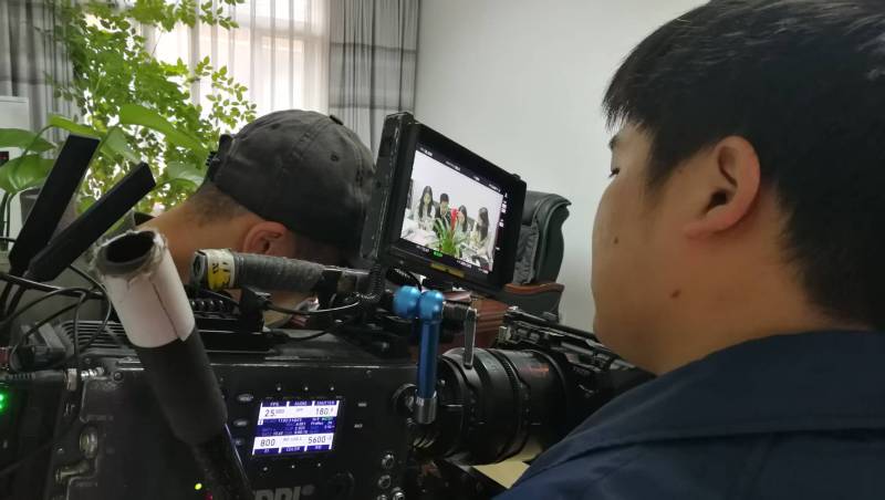 剧本杀式体验：站前区广告片拍摄公司构建沉浸式消费决策路径